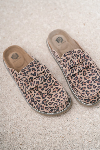 Mila Suede Leopard Clog