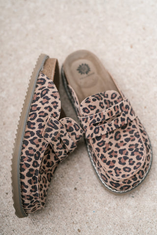 Mila Suede Leopard Clog
