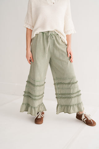 Soft Horizon Ruffled Wide-Leg Pants