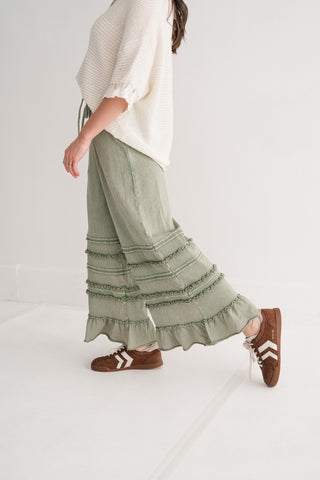 Soft Horizon Ruffled Wide-Leg Pants