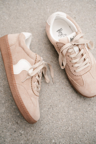 Evara Sneaker