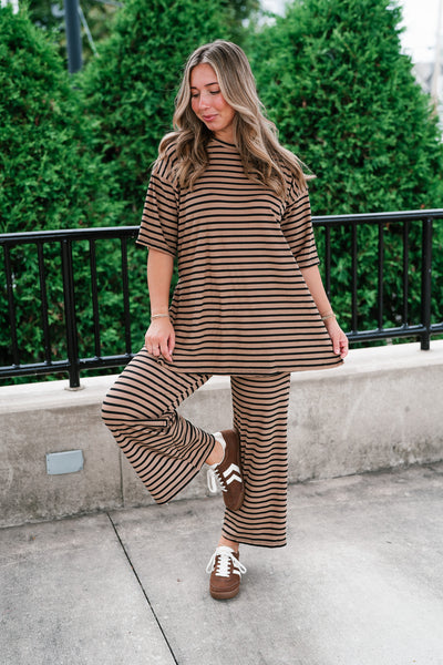 Good Feels Relaxed Striped Set Top - Mocha