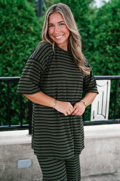 Good Feels Relaxed Striped Set Top - Olive