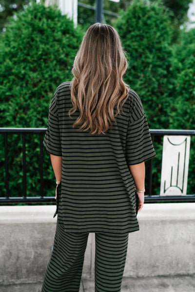 Good Feels Relaxed Striped Set Top - Olive