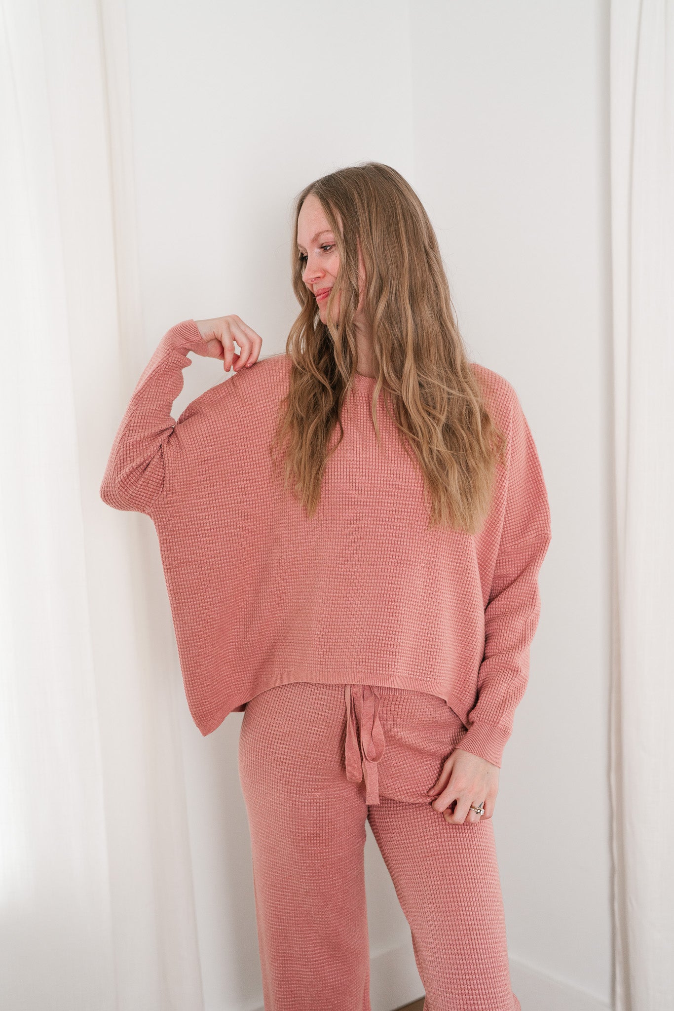 Comfy Girl Era Waffle Knit Sweater - Cranberry