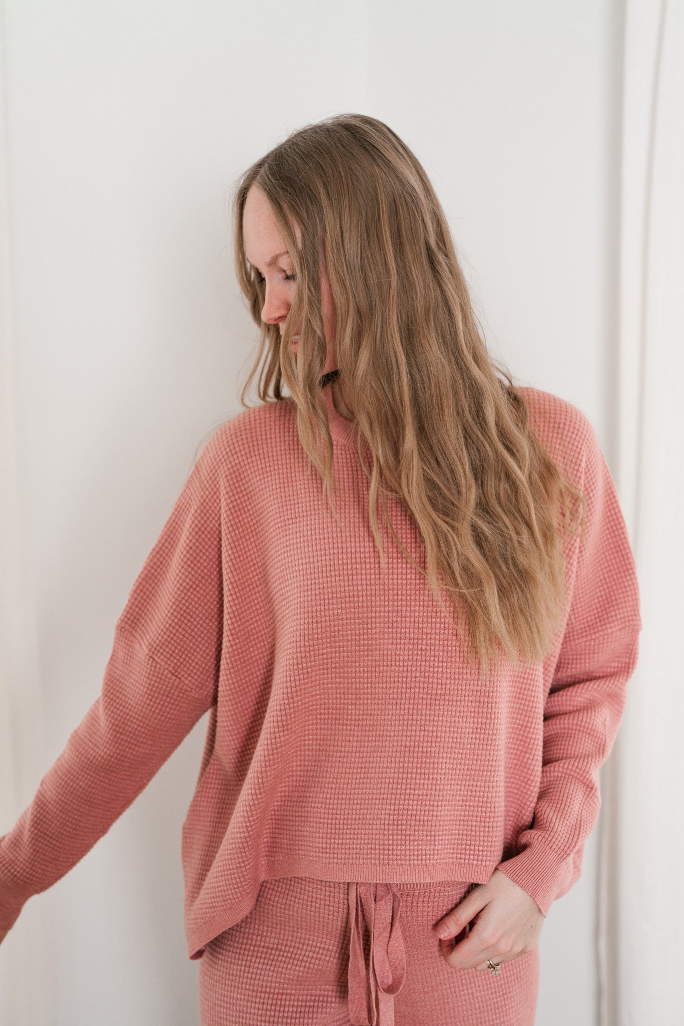 Comfy Girl Era Waffle Knit Sweater - Cranberry