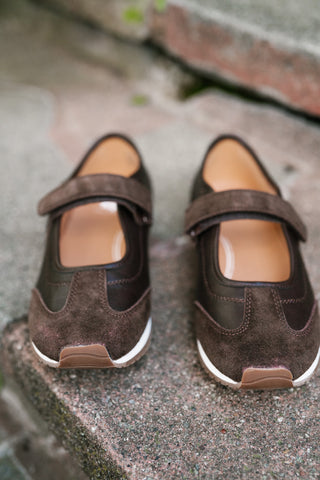 Alina Strap Sneaker