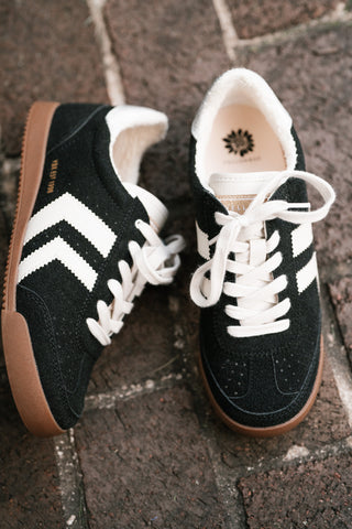 Neevan Sneaker - Black