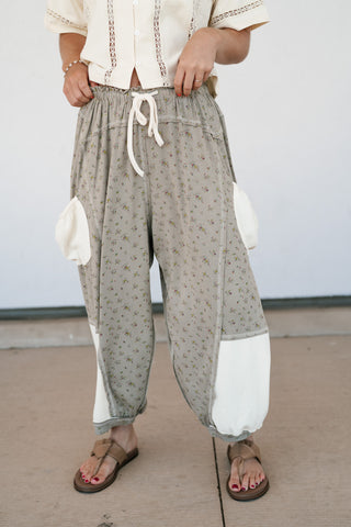 Always the Easy Choice Floral Balloon Pant - Olive