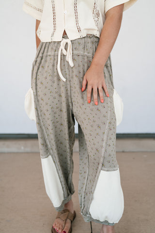 Always the Easy Choice Floral Balloon Pant - Olive