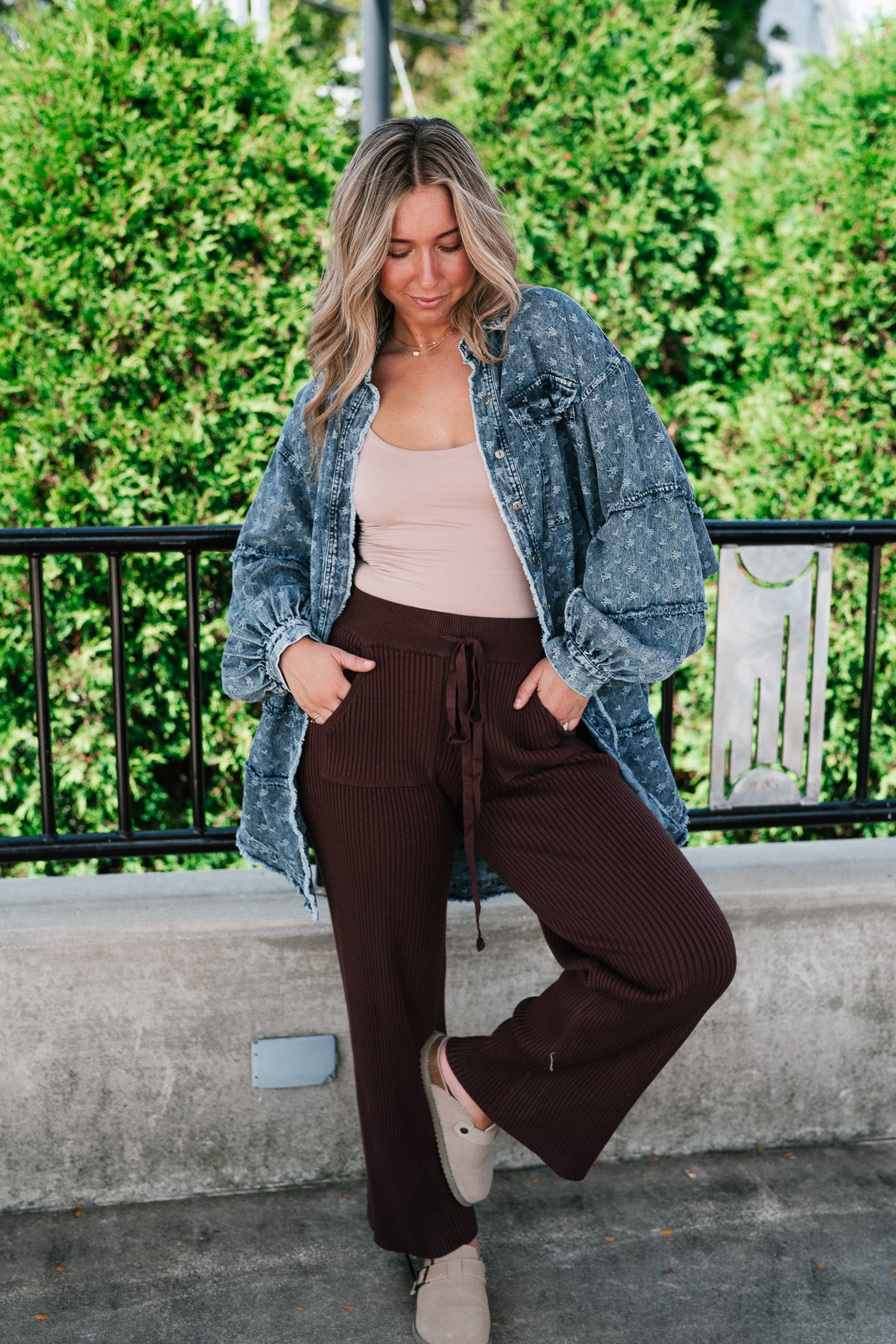 Comfort Breeze Ribbed Wide Leg Pant - Brown