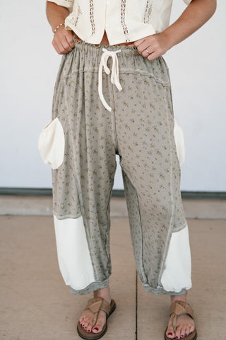 Always the Easy Choice Floral Balloon Pant - Olive