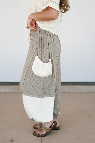 Always the Easy Choice Floral Balloon Pant - Olive