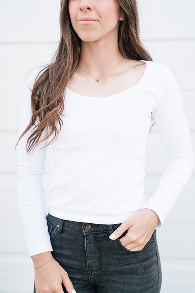 Della Ribbed Scooped Neck Seamless Top- White