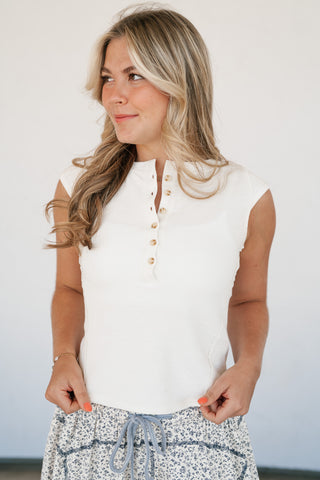 Everyday Classic Quarter Button Top