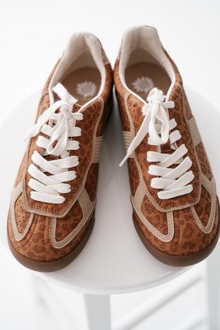 Nurita Lace-Up Sneaker