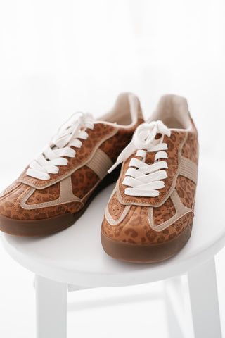 Nurita Lace-Up Sneaker