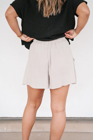 Quiet Moments Relaxed Short - Beige