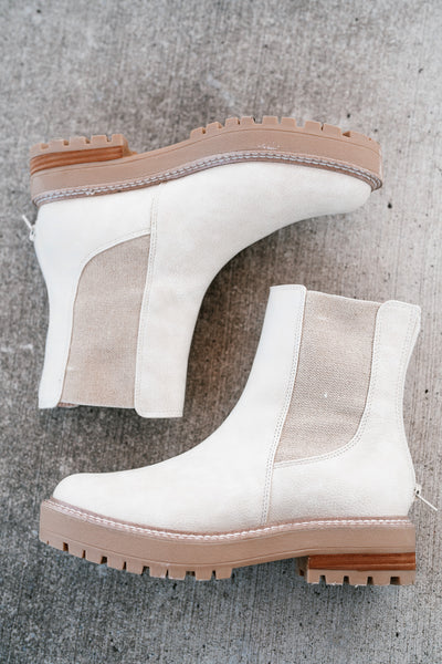 Sonia Boot - Ivory