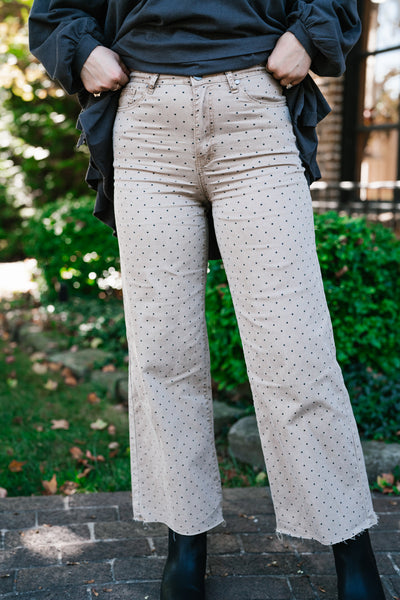 Minimal Point Wide Leg Bottom