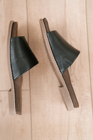 Kalo Black Slide Sandal
