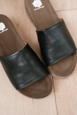 Kalo Black Slide Sandal