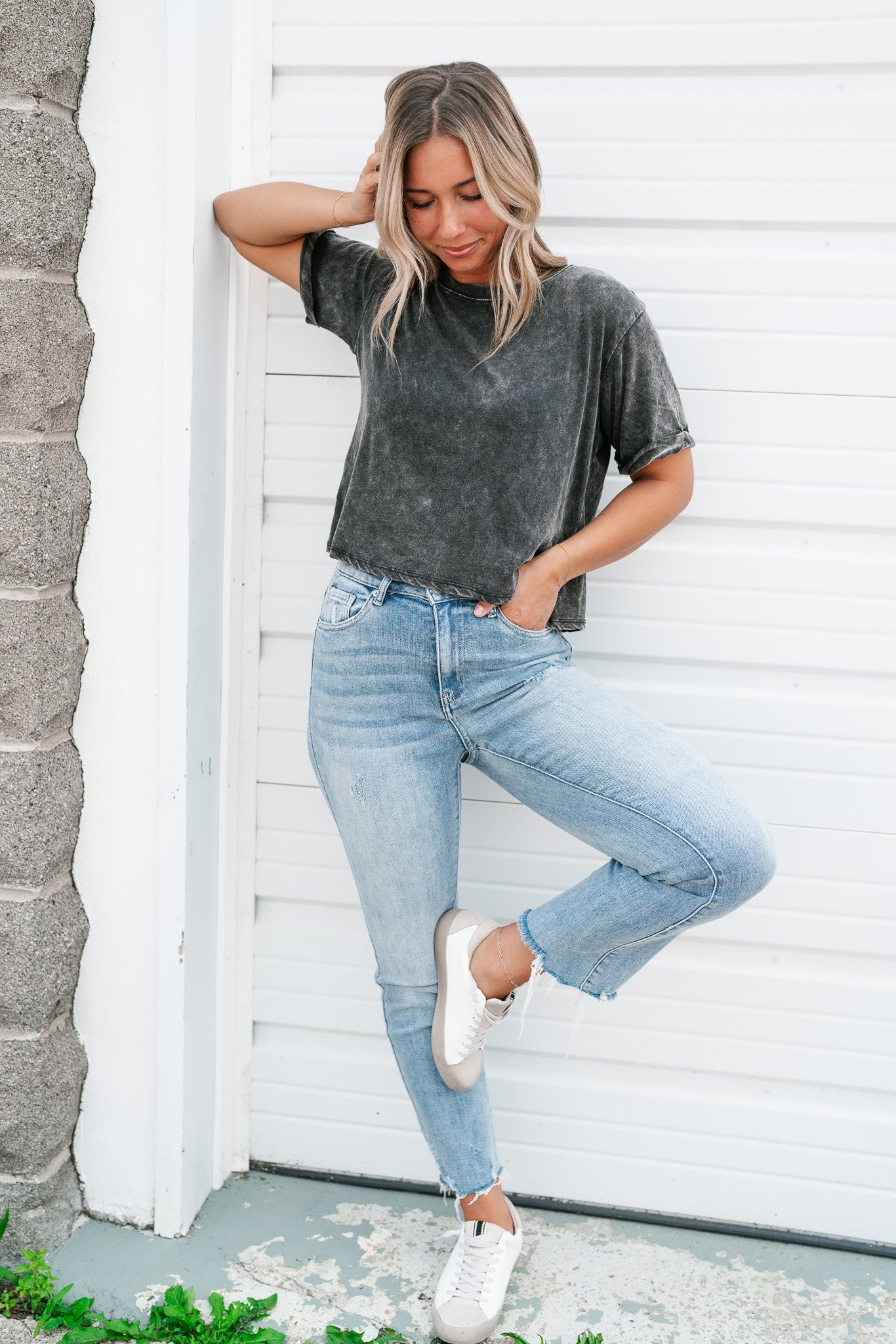 Everyday Basic Tee - Ash Black