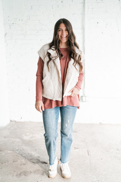 Falling For You Sherpa Vest - Cream