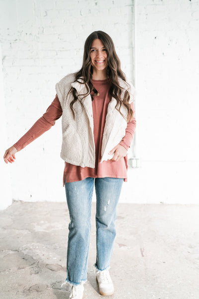 Falling For You Sherpa Vest - Cream