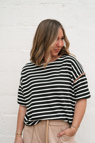Daydreamer Contrast Stripe Tee - Black