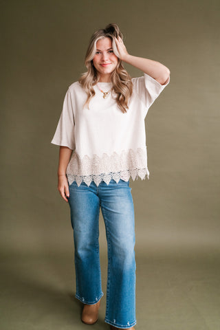 Everly Lace Hem Quarter Sleeve Top - Ecru