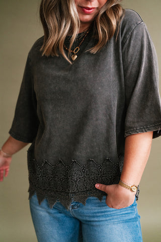 Everly Lace Hem Quarter Sleeve Top - Ash