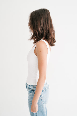 Perfect Layer Scoop Neck Tank - White