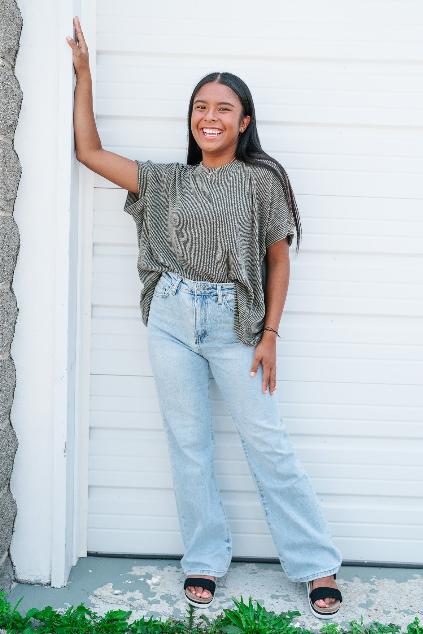 Summer Days Ribbed Short Sleeve Top- Olive