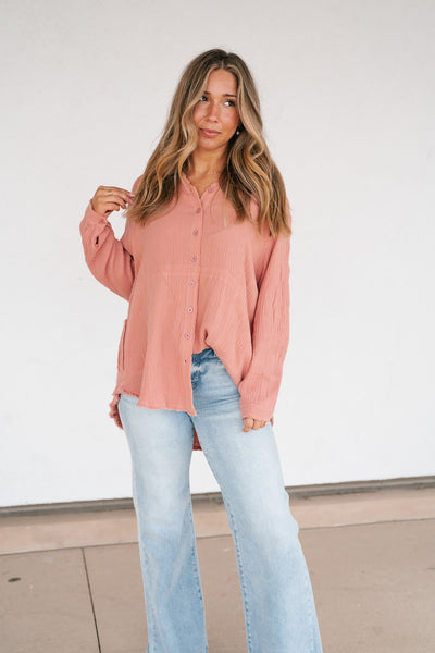 DOORBUSTER: Easy Days Button-Up Top - Dusty Rose