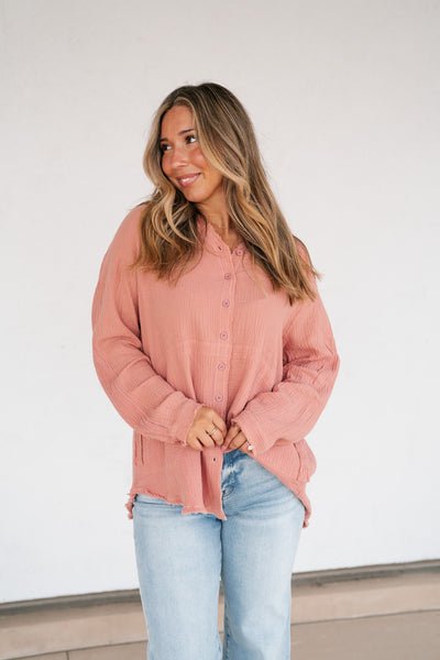 DOORBUSTER: Easy Days Button-Up Top - Dusty Rose