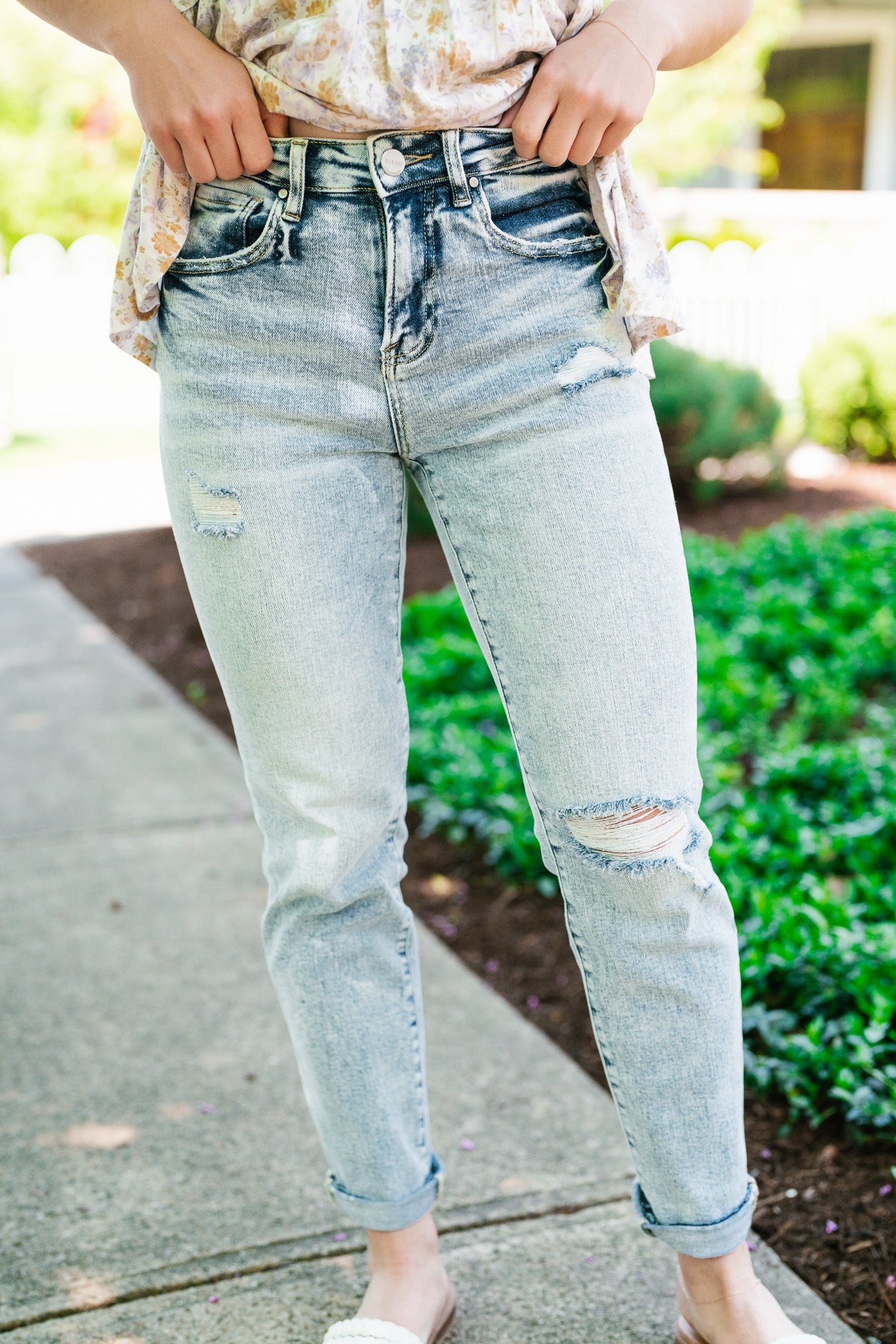 Risen Elly Distressed Boyfriend Jeans