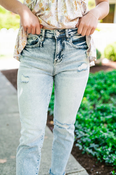 Risen Elly Distressed Boyfriend Jeans