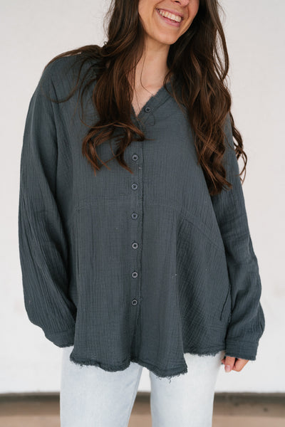 DOORBUSTER: Easy Days Button-Up Top - Dusty Navy