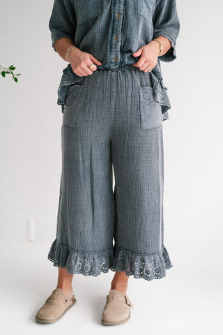 Quiet Ruffle Gauze Pants