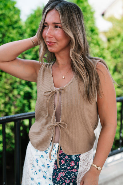 Breezy Season Bow Knit Vest