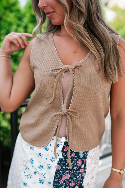 Breezy Season Bow Knit Vest