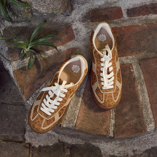 Nurita Lace-Up Sneaker