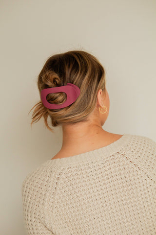 Circle Cutout Flat Claw Clip: Brown