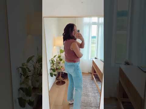 Harper Cropped Sweater Vest
