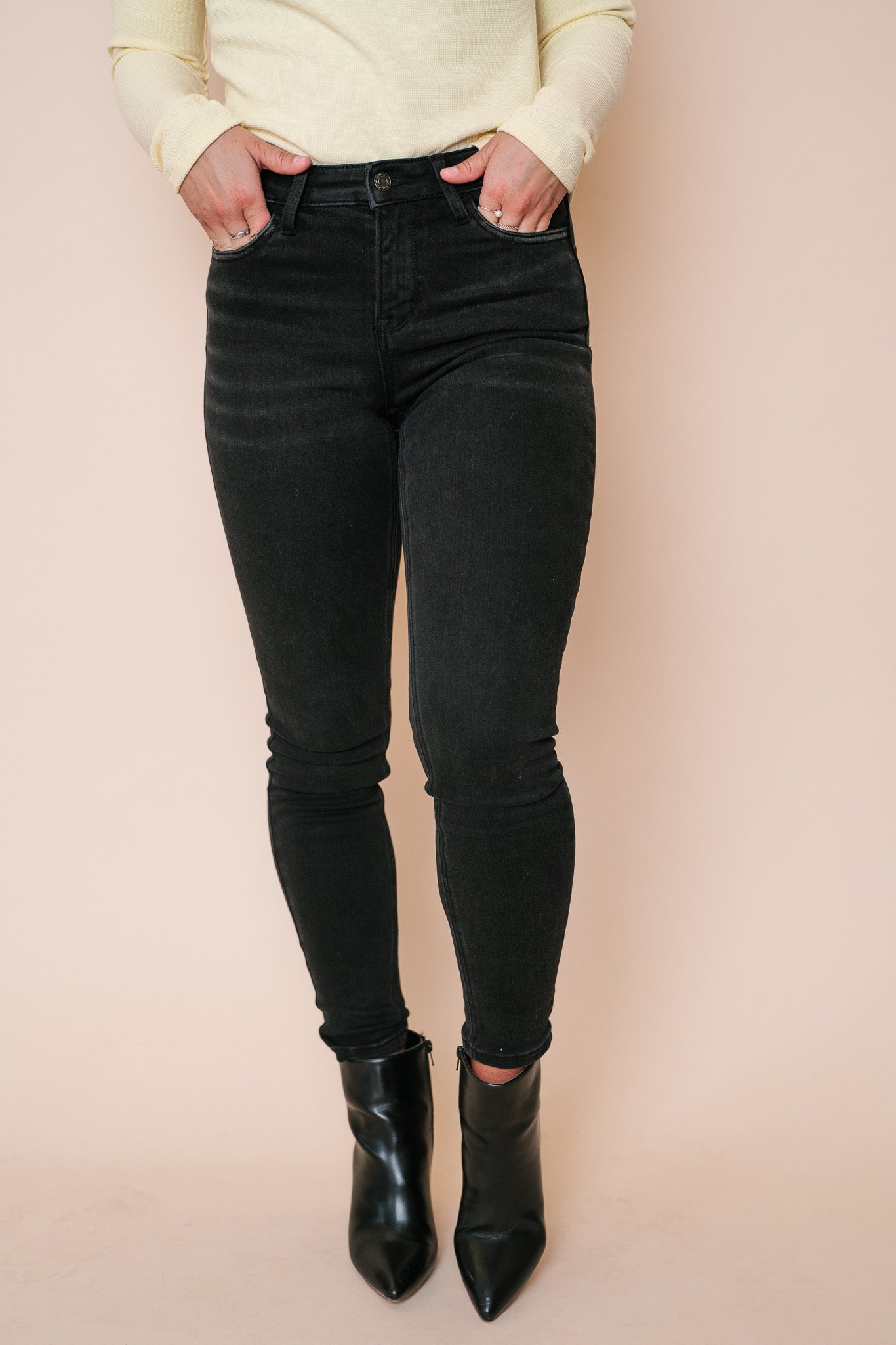 Vervet Harvey High Rise Skinny Jean